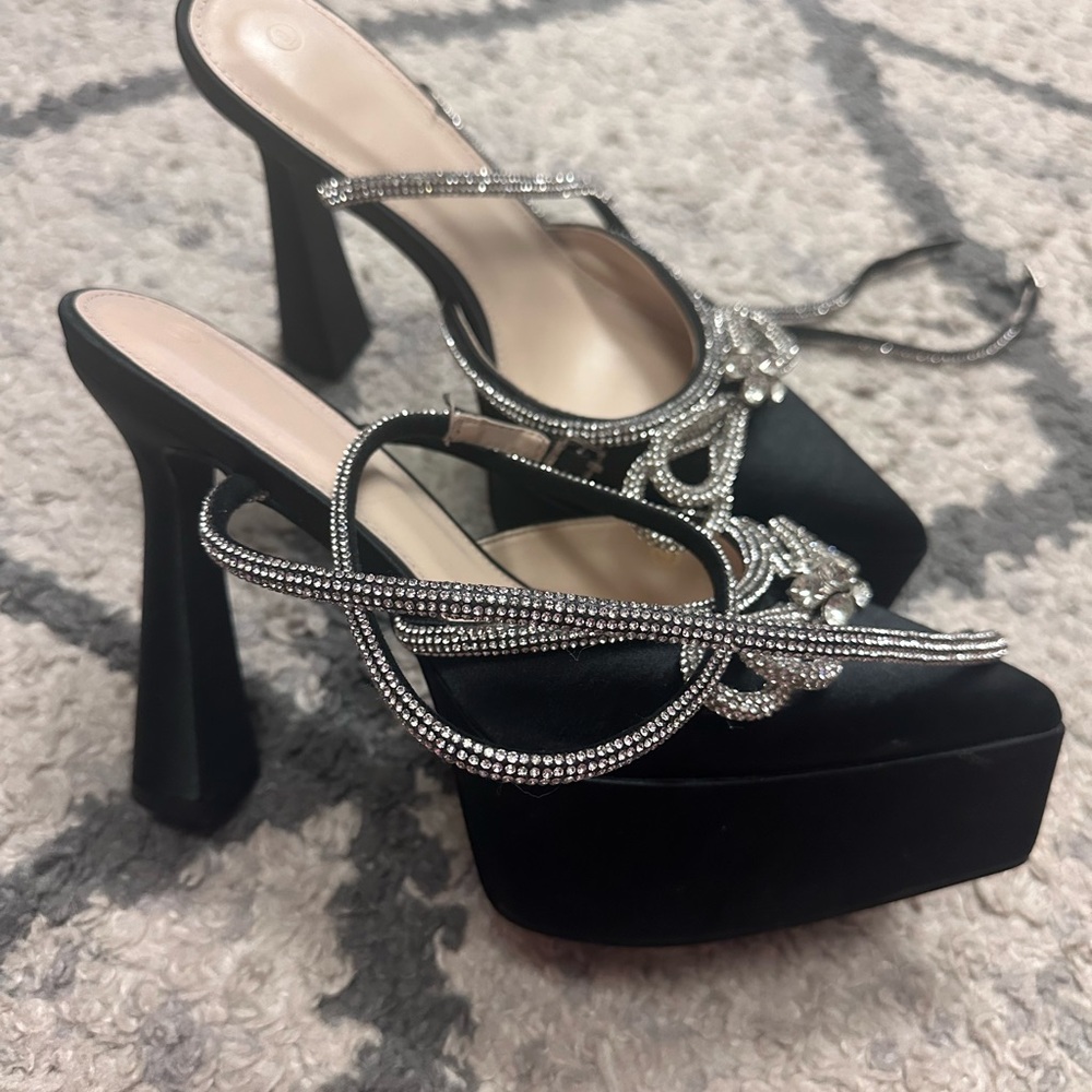 Elegant Black and Silver Women's Heels